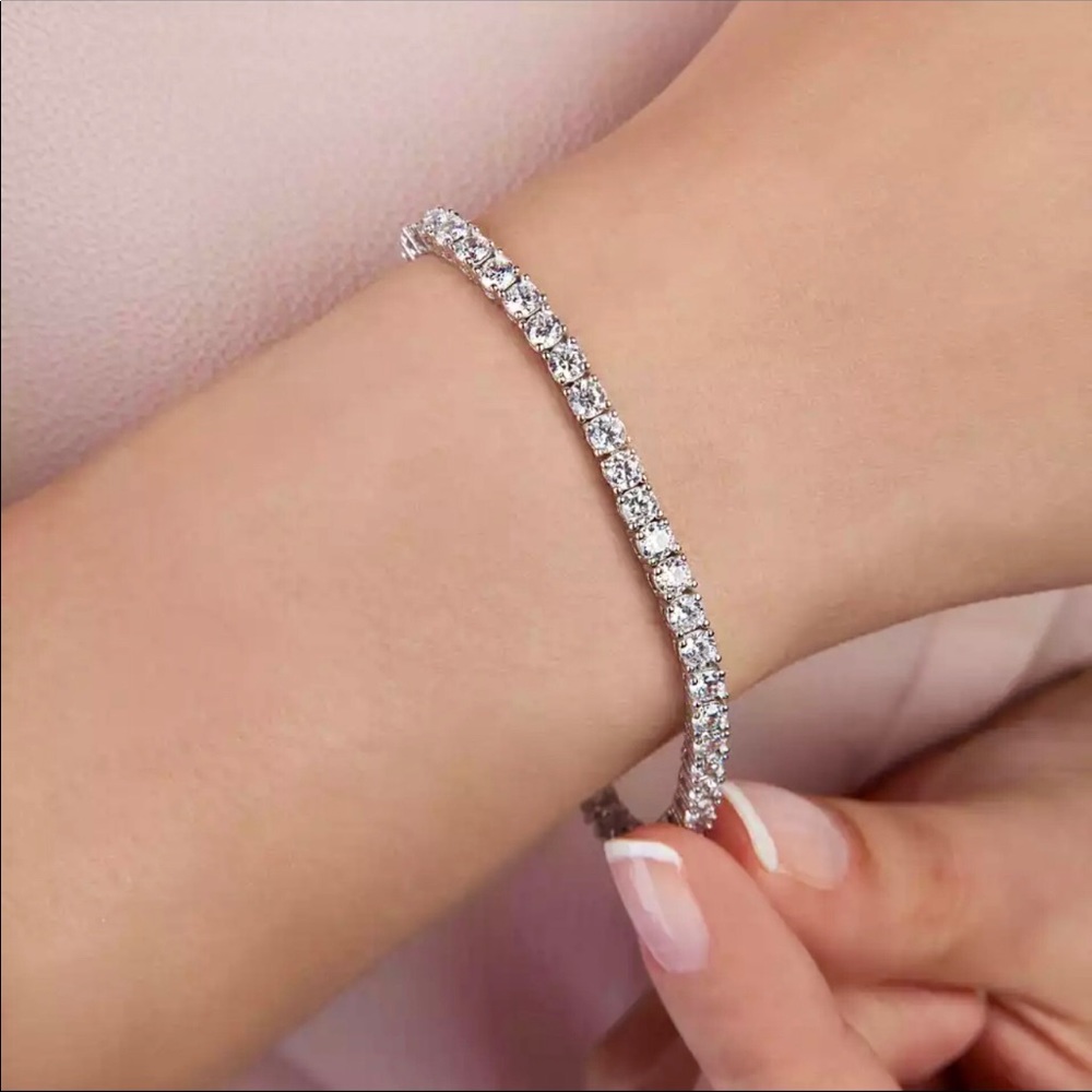 🌟Fashion Style Sterling Silver Bracelet